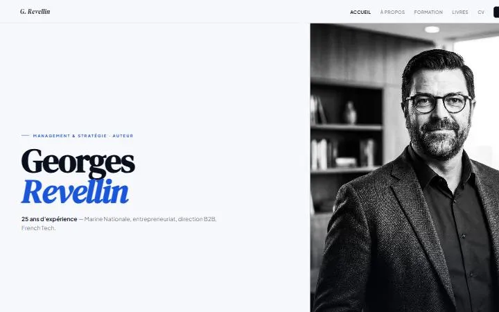Accueil : portrait noir et blanc, titre Georges Revellin, Management et Stratégie, Auteur